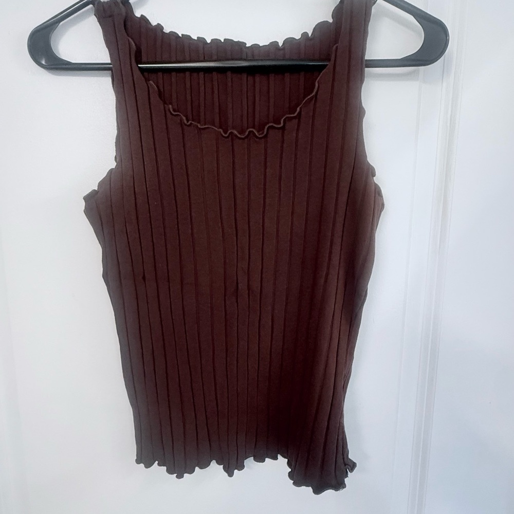 SHEIN Chocolate Ruffled Ribbed Cropped Tank Top - Picture 2 of 3